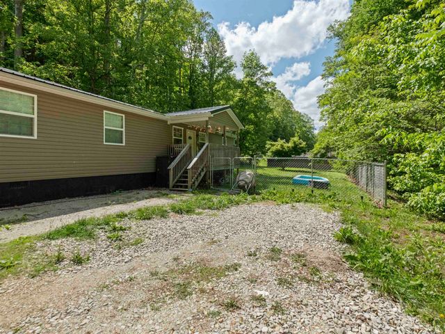 7000 Blue Sulphur Road, Ona, WV 25545