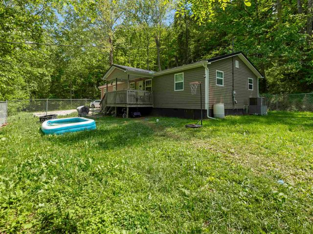 7000 Blue Sulphur Road, Ona, WV 25545