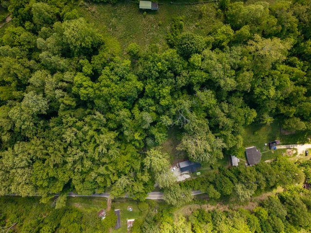 7000 Blue Sulphur Road, Ona, WV 25545