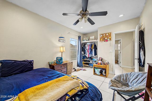 2726 W TAYLOR Street, Phoenix, AZ 85009