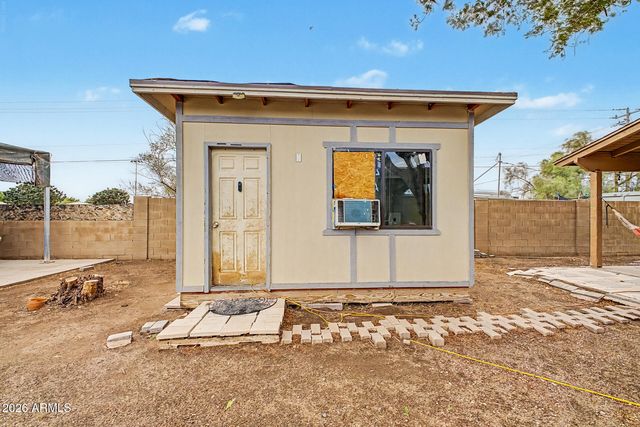 2726 W TAYLOR Street, Phoenix, AZ 85009
