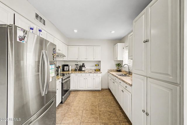 2726 W TAYLOR Street, Phoenix, AZ 85009