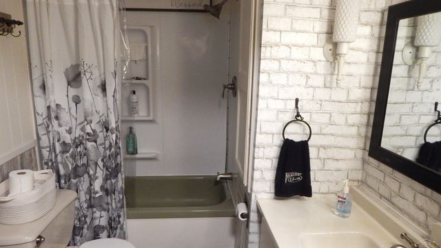 1252 W Erickson Road, Linwood, MI 48634