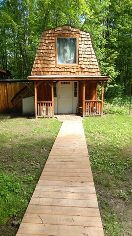 1252 W Erickson Road, Linwood, MI 48634