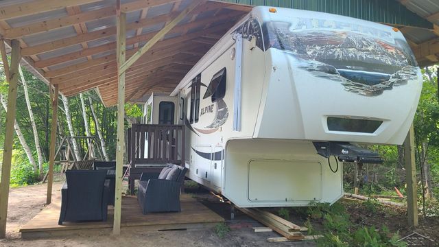 1252 W Erickson Road, Linwood, MI 48634