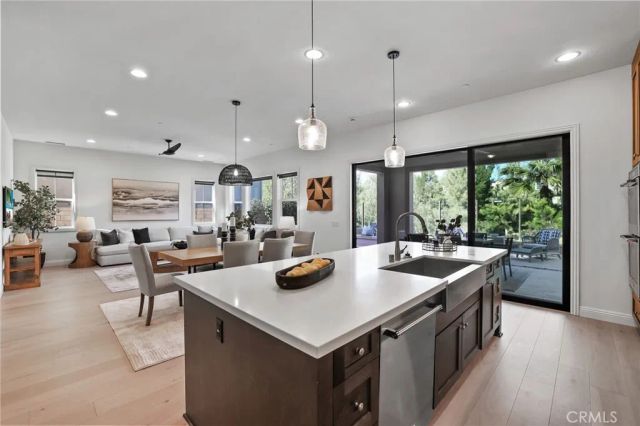 63 Berna, Lake Forest, CA 92630