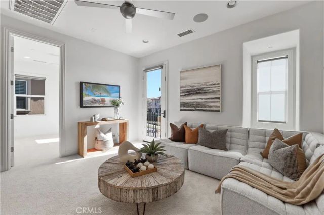 63 Berna, Lake Forest, CA 92630