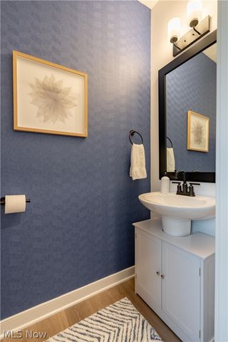 435 Honeycrisp Drive NE, Louisville, OH 44641