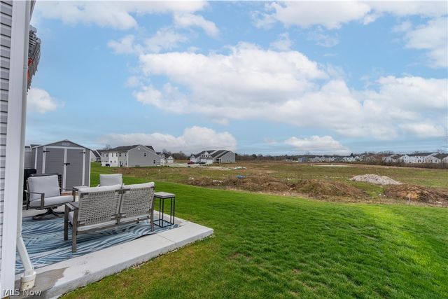 435 Honeycrisp Drive NE, Louisville, OH 44641