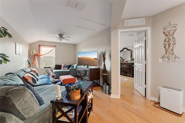 10942 HIGH BUSH COURT, Orlando, FL 32825