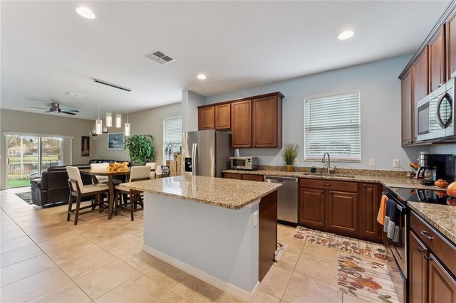 10942 HIGH BUSH COURT, Orlando, FL 32825