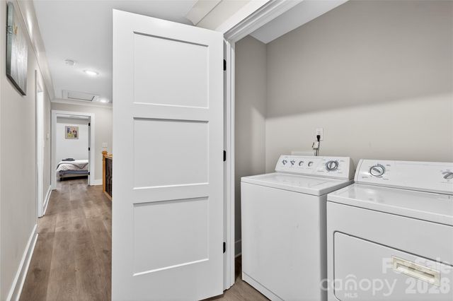 1933 St Mark Street, Charlotte, NC 28216