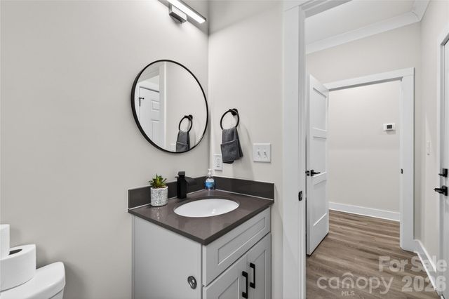 1933 St Mark Street, Charlotte, NC 28216