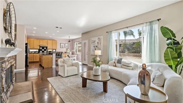 13674 Beaconsfield, Eastvale, CA 92880