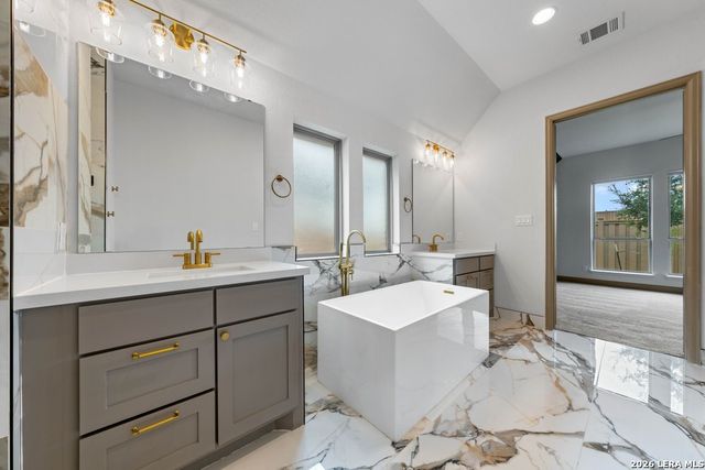 316 Hulda Trail, New Braunfels, TX 78130