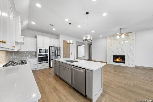 316 Hulda Trail, New Braunfels, TX 78130