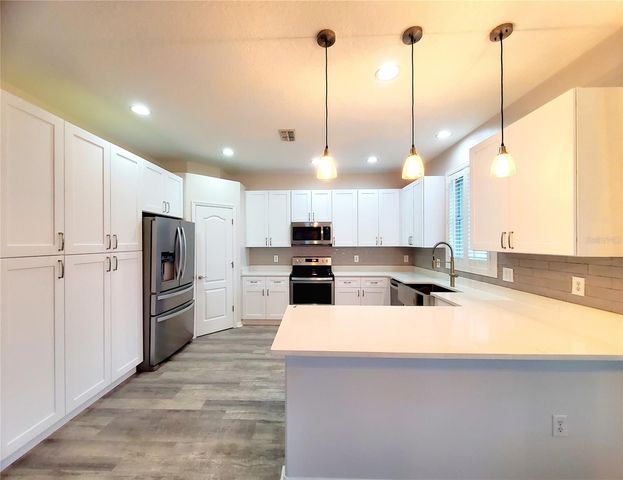 25644 FRITH STREET, Land O Lakes, FL 34639
