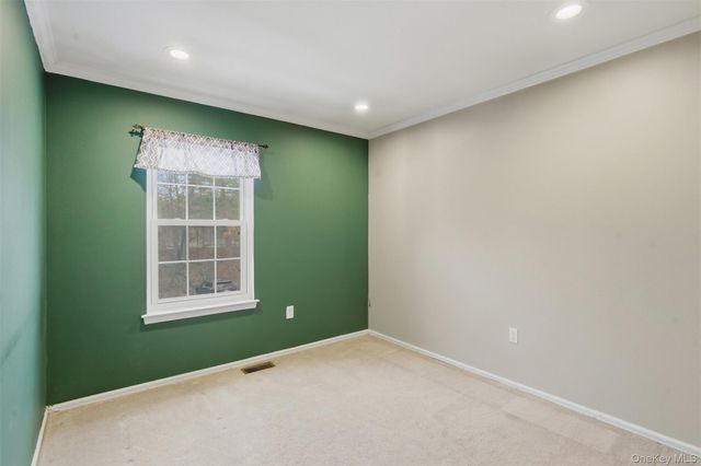 20 Yorkshire Terrace, Washingtonville, NY 10992