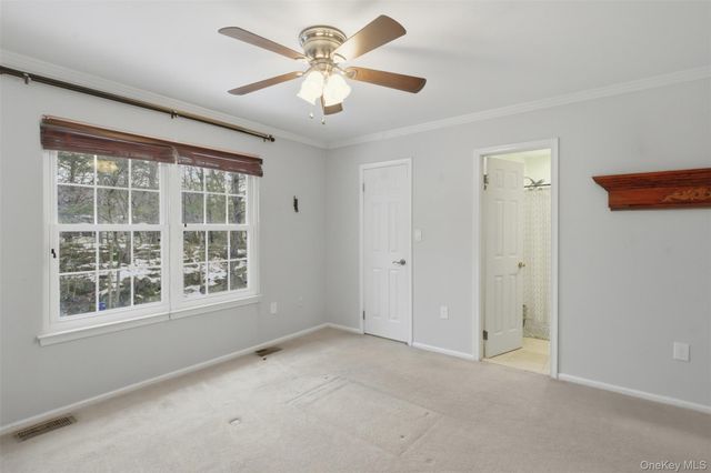 20 Yorkshire Terrace, Washingtonville, NY 10992