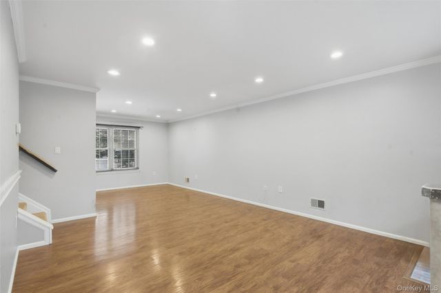 20 Yorkshire Terrace, Washingtonville, NY 10992