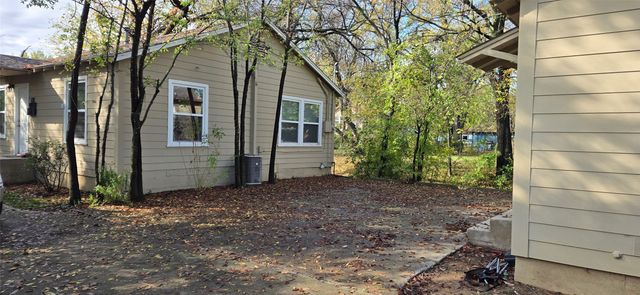 229 W Sycamore Street, Denton, TX 76201