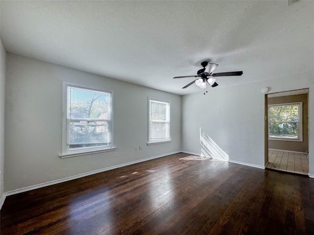 229 W Sycamore Street, Denton, TX 76201