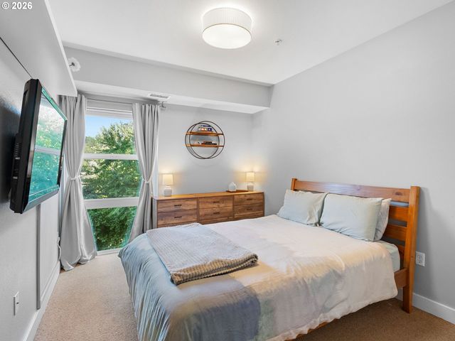 3970 N INTERSTATE Ave 301, Portland, OR 97227