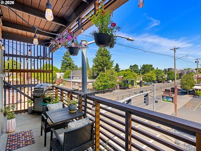 3970 N INTERSTATE Ave 301, Portland, OR 97227