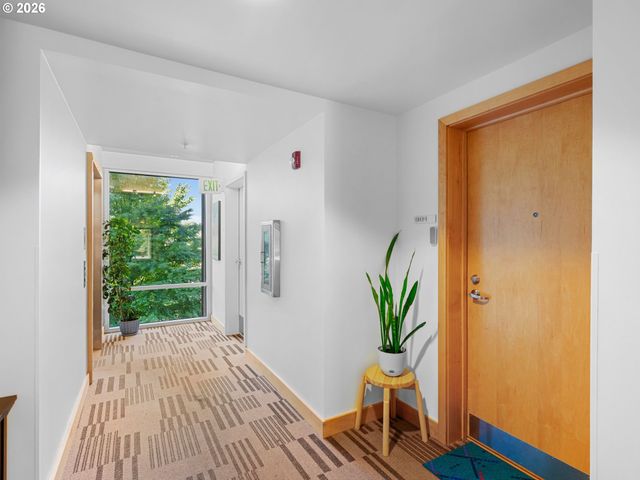 3970 N INTERSTATE Ave 301, Portland, OR 97227