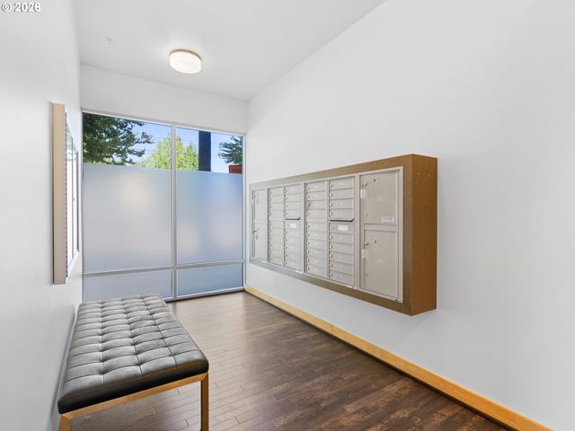 3970 N INTERSTATE Ave 301, Portland, OR 97227