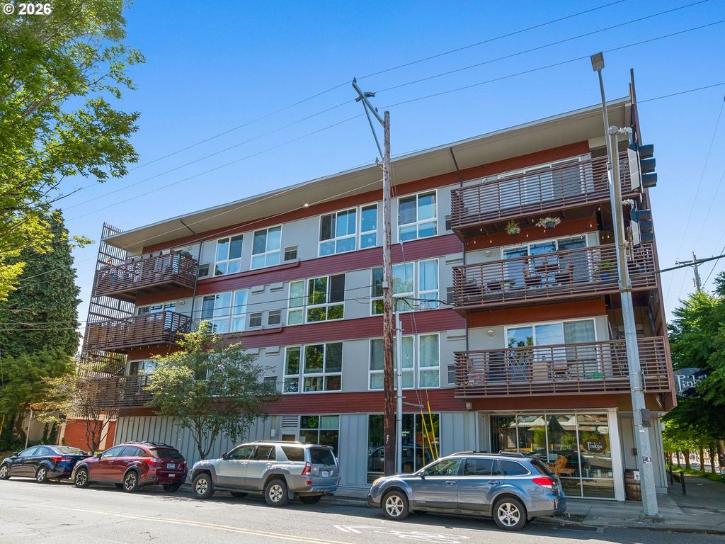 3970 N INTERSTATE Ave 301, Portland, OR 97227