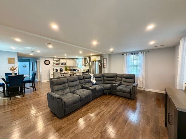 394 Western Ave, Lynn, MA 01904