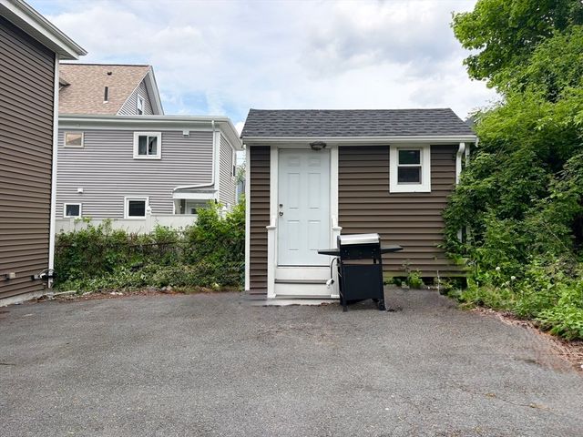 394 Western Ave, Lynn, MA 01904