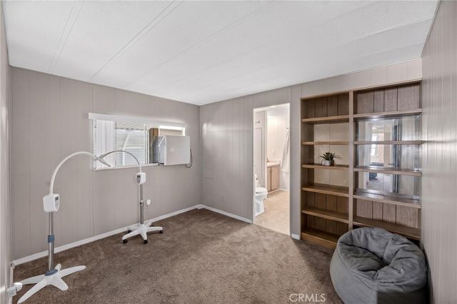 725 W THORNTON Avenue 139, Hemet, CA 92543