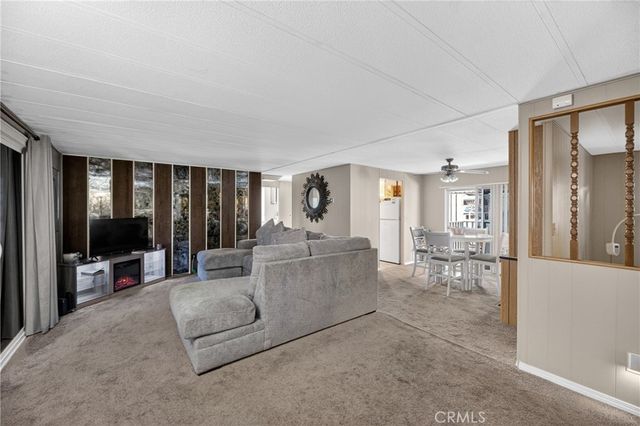 725 W THORNTON Avenue 139, Hemet, CA 92543
