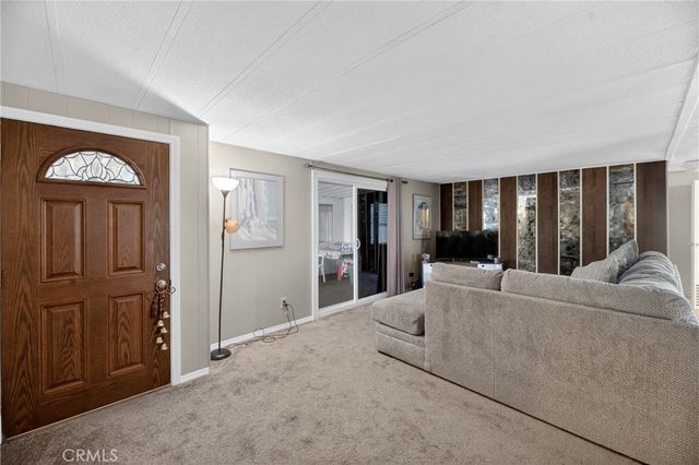 725 W THORNTON Avenue 139, Hemet, CA 92543