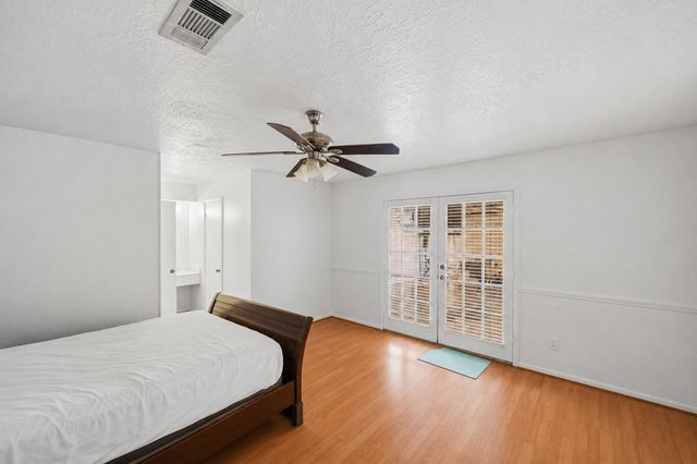 11707 Moltere Drive, Houston, TX 77065