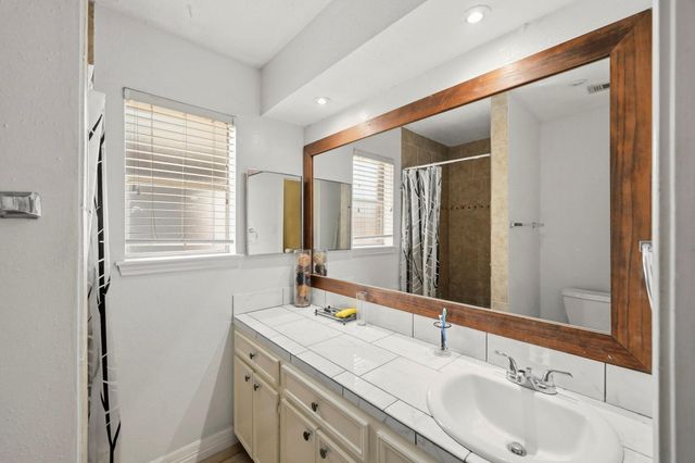 11707 Moltere Drive, Houston, TX 77065