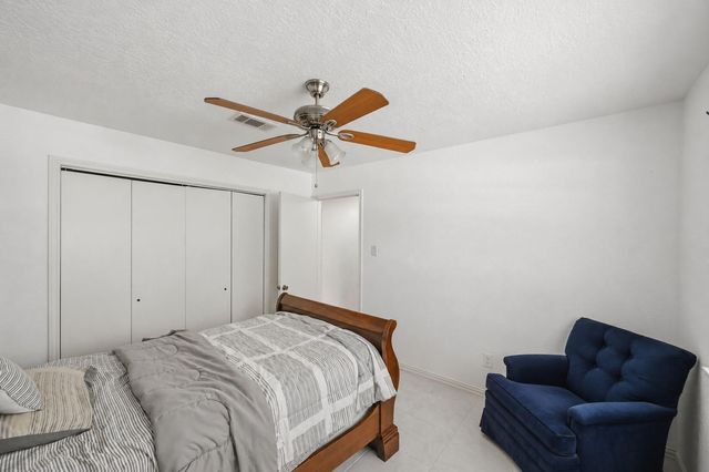11707 Moltere Drive, Houston, TX 77065