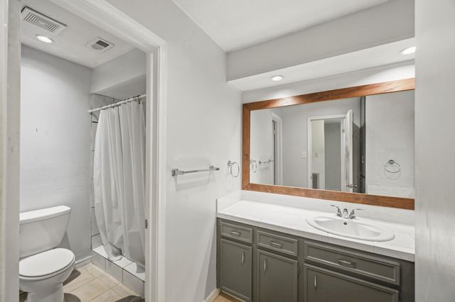 11707 Moltere Drive, Houston, TX 77065