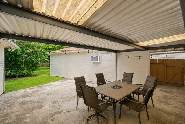 11707 Moltere Drive, Houston, TX 77065