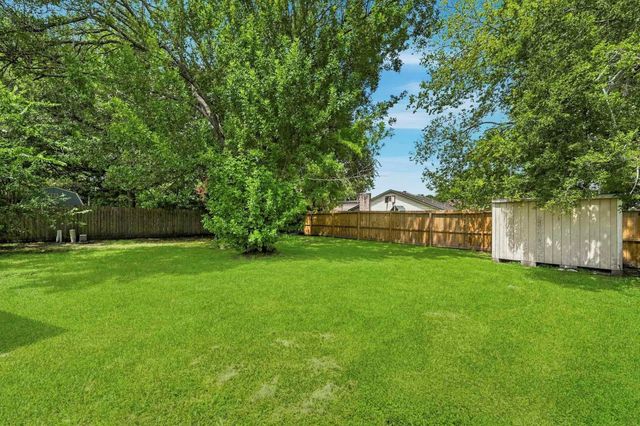 11707 Moltere Drive, Houston, TX 77065