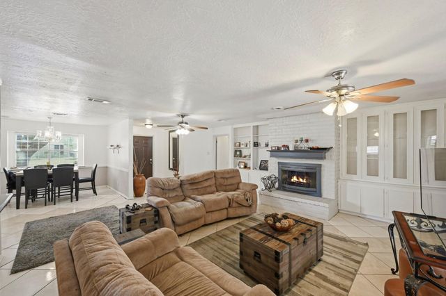 11707 Moltere Drive, Houston, TX 77065