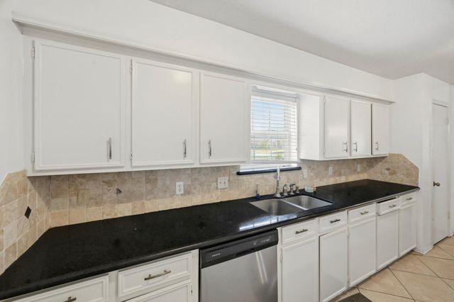 11707 Moltere Drive, Houston, TX 77065