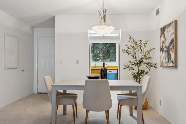 1001 E Evelyn Terrace 158, Sunnyvale, CA 94086