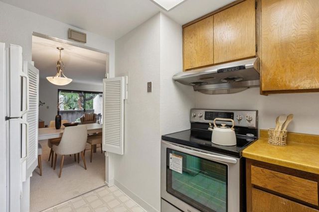 1001 E Evelyn Terrace 158, Sunnyvale, CA 94086