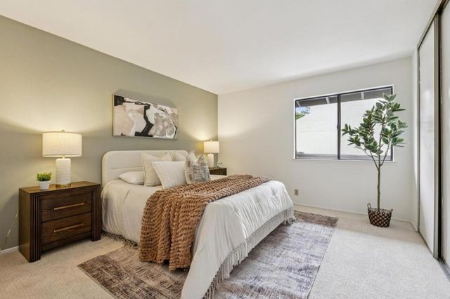 1001 E Evelyn Terrace 158, Sunnyvale, CA 94086