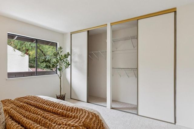 1001 E Evelyn Terrace 158, Sunnyvale, CA 94086