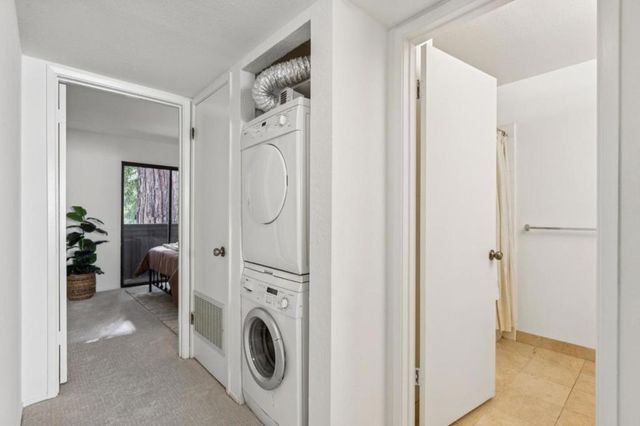 1001 E Evelyn Terrace 158, Sunnyvale, CA 94086