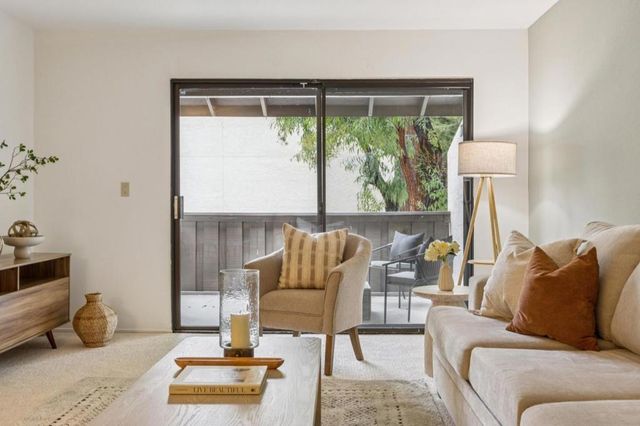 1001 E Evelyn Terrace 158, Sunnyvale, CA 94086